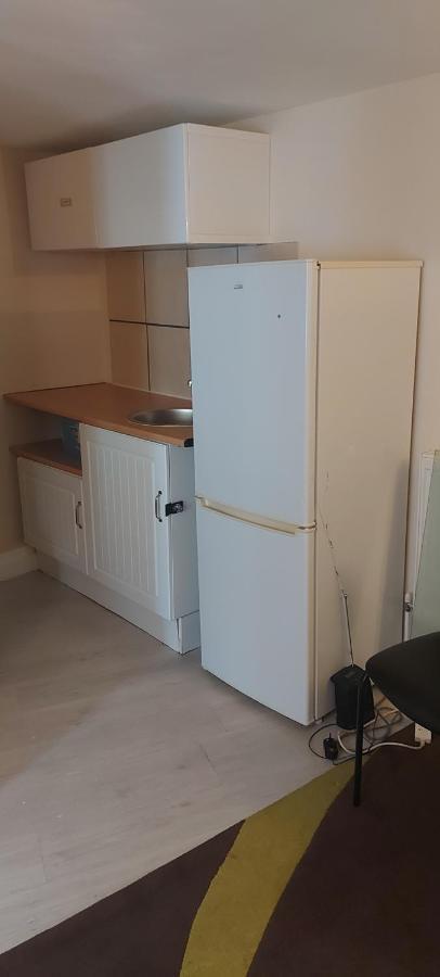 Studio apartment Thornton Heath Esterno foto